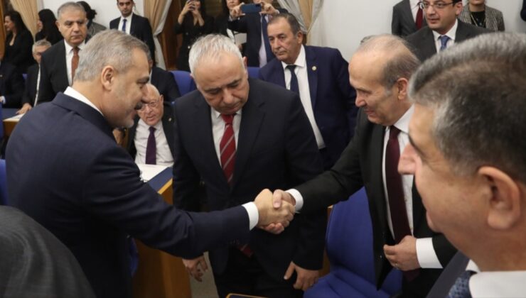 Başkonsolos kumarhanede eşi güzellik merkezinde