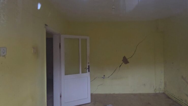 Beykoz'da 2 bina tahliye edildi! Korkutan görüntüler