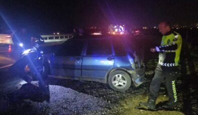 Bir garip kaza! Facia ucuz atlatıldı, içinden sürücü çıkmadı