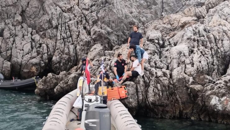 Bodrum’da bot kayalıklara çarptı: 4 yaralı