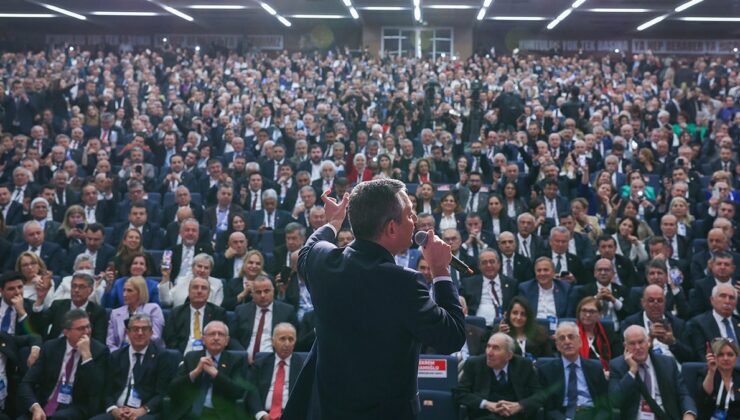 CHP 'Şimdi İktidar Zamanı' sloganıyla Kurultay'a hazırlanıyor