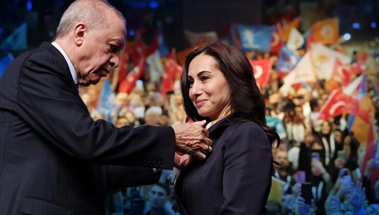 CHP'den AKP'ye geçen belediye başkanından tartışma yaratacak adım