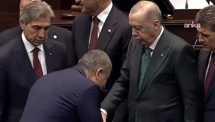 CHP'den AKP'ye geçti: Törende Erdoğan'ın elini öpmeye kalkıştı