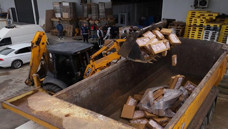 Ciğer, sucuk, döner! 25 ton üretip vatandaşı zehirleyeceklerdi kepçeyle imha edildi