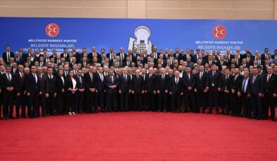 Devlet Bahçeli, MHP’li belediye başkanlarıyla görüştü