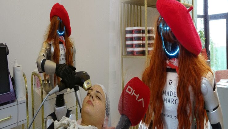 ‘İşçi robot’ Marcelx, yoğun ilgi gördü