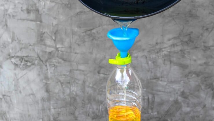 Evdeki kullanılmış yağ çöpe gitmiyor: Biriktirenlere litre başı ödeme yapılıyor