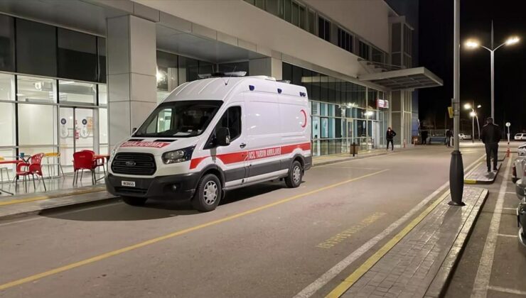 Fatih’te yine zehirlenme vakası: Otelde kalan 2 kardeş acil servise başvurdu