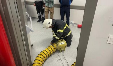 Hastanede yangın: Hastalar tahliye edildi, yangın söndürüldü