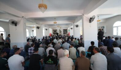 Hatay’da depremde ağır hasar alan Aksa Camisi inşası tamamlanarak yeniden ibadete açıldı