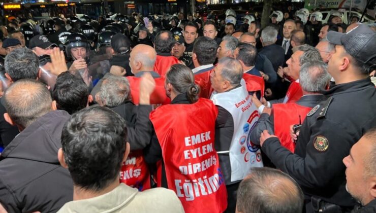 Hutbede övdüler dışarıda dövdüler