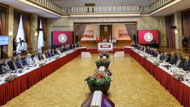 İktidara yakın medyanın 'İmralı' sessizliği