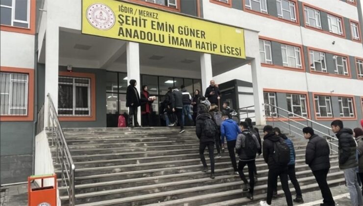 İmam hatip lisesinde kavga: 1 kişi bıçaklandı