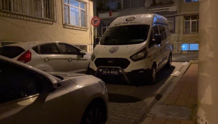 İstanbul’un orta yerinde kanlı infaz! Evinin önünde yaylım ateşi açtılar