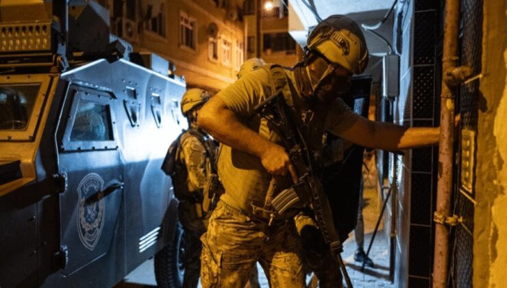 İstanbul'da IŞİD operasyonu 12 zanlı yakalandı