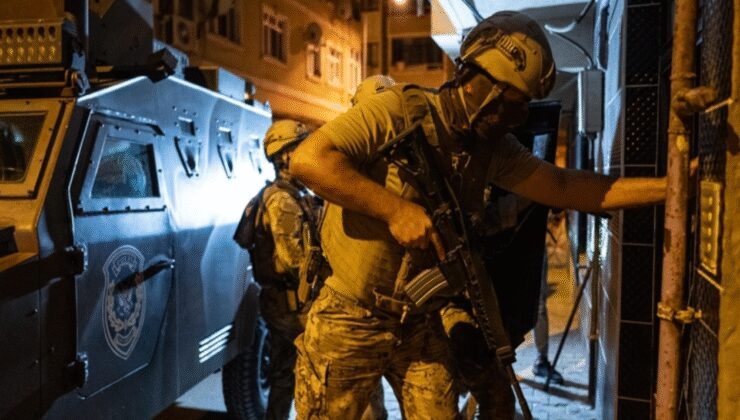İstanbul'da IŞİD operasyonu: 14 zanlı yakalandı