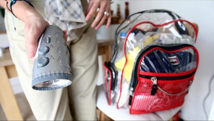 Japon uzman açıkladı: Deprem çantasına hayat kurtaracak 2 ürün daha girdi