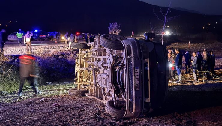 Kahramanmaraş'ta işçi servisi şarampole devrildi! 2 işçi öldü