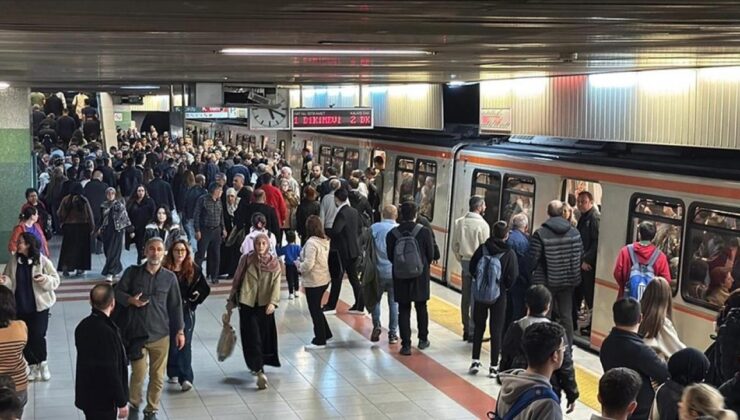 Kızılay’da ANKARAY arızası! Yüzlerce yolcu EGO’ya yönlendirildi
