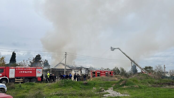 Kocaeli'de üretim tesisinde yangın