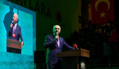 Kurtulmuş: Aramıza sokulmak istenen fitneleri elimizin tersiyle kenara iteceğiz