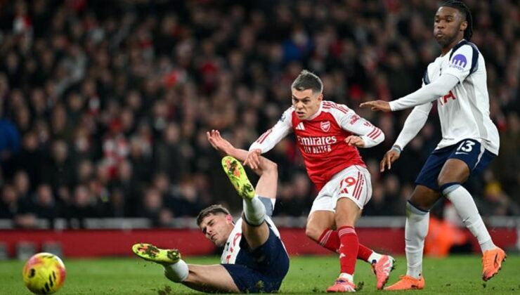 Kuzey Londra’nın kralı Arsenal: Tottenham’ı ‘Eze Eze’ devirdiler
