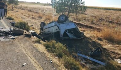 Mardin’de feci kaza: Otomobiller kafa kafaya çarpıştı, 1’i ağır, 6 yaralı