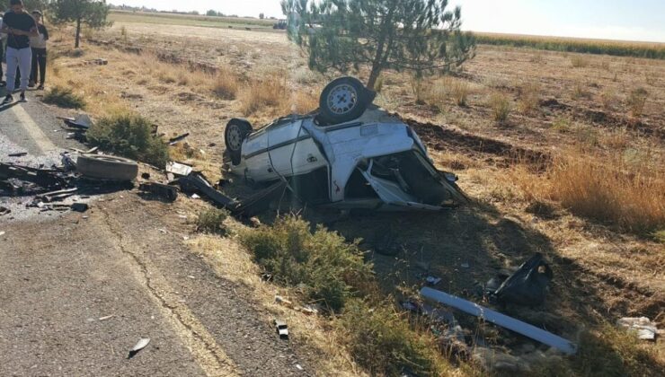 Mardin’de feci kaza: Otomobiller kafa kafaya çarpıştı, 1’i ağır, 6 yaralı