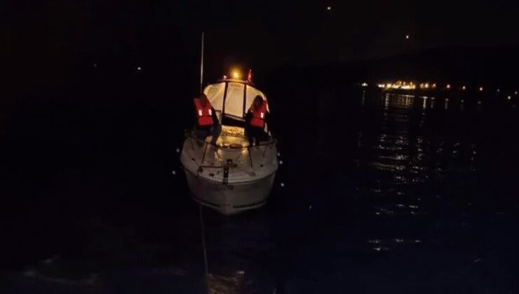 Marmara Denizi'nde makine arızası yaşayan tekne kurtarıldı