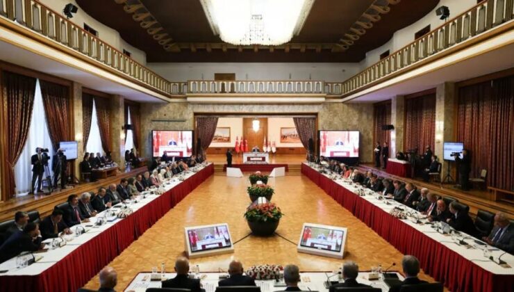 Meclis süreç komisyonunun toplantısı ertelendi