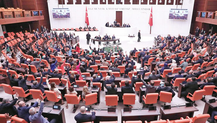 Meclis'te sandalye dağılımı değişti