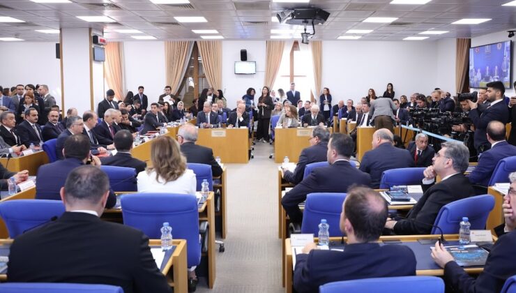 Meclis'te 'bölücülük' tartışması: AKP'li Muş, süreç ortaklarını uyardı