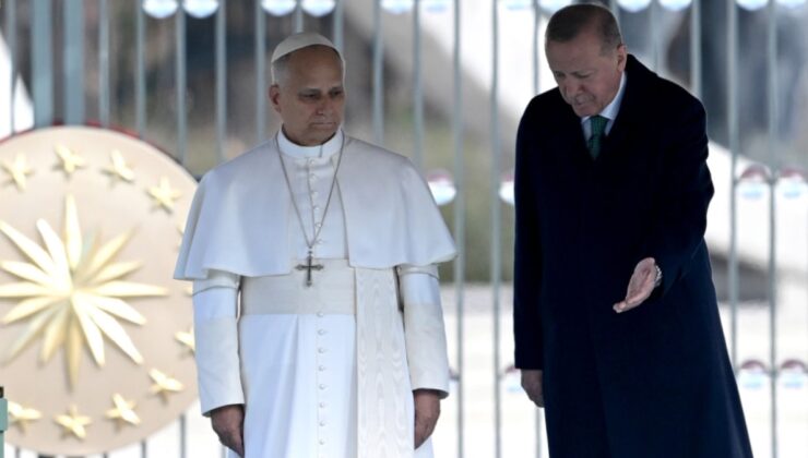 MHP'den Papa'nın Türkiye ziyaretine zehir zemberek tepki