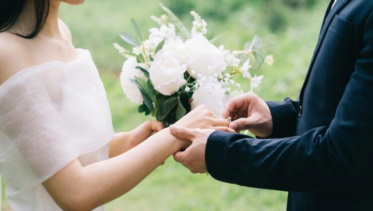 Milyonlarca kadını ilgilendiren soyadı düzenlemesi AYM'de!