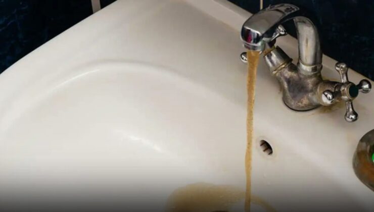 Musluklardan akan çamurlu suya İSKİ'den açıklama