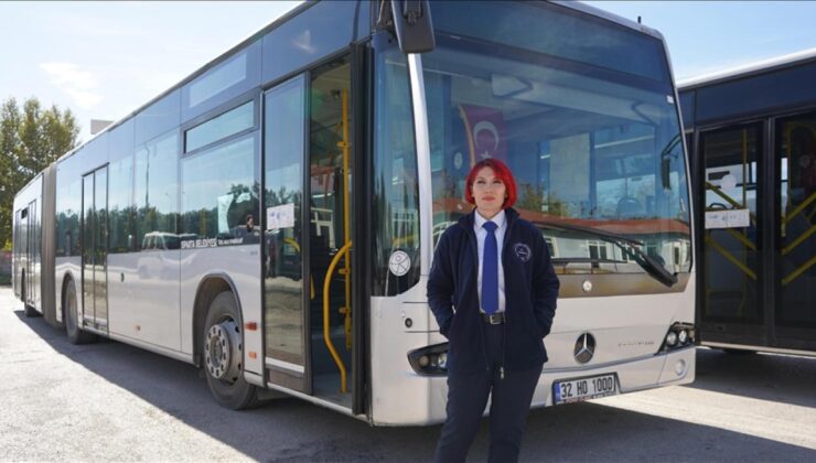 Otobüs şoförü olan kadın çocukluk hayalini gerçekleştirdi