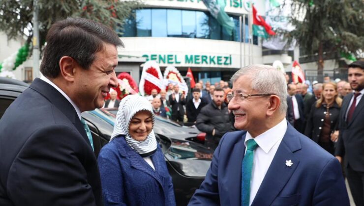 Saadet Partisi ve Davutoğlu arasında AKP krizi!