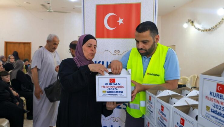 Sadakataşı 35 ülkeye 23 bin hisse kurban ulaştırdı