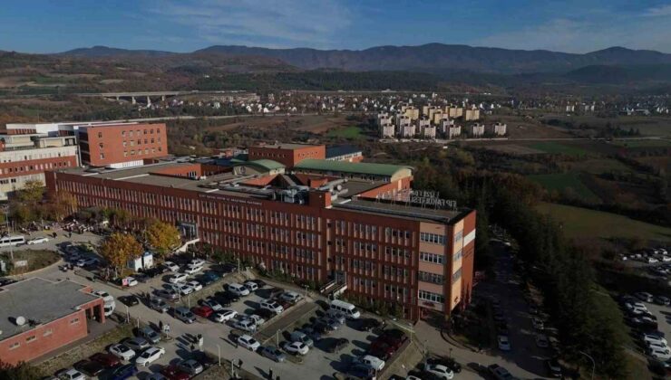 SON DAKİKA: Bolu’da 14 üniversite öğrencisi, zehirlenme şüphesiyle hastaneye başvurdu