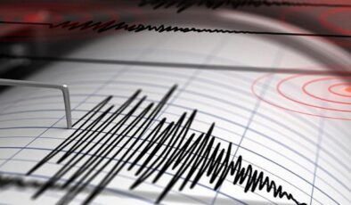 Son dakika deprem haberi: Sındırgı’da 3.8 büyüklüğünde deprem!