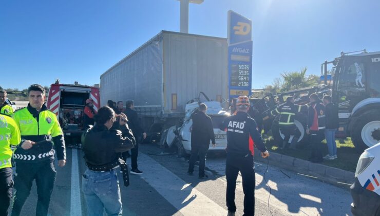 TIR'a arkadan çarpan öğretmen hayatını kaybetti