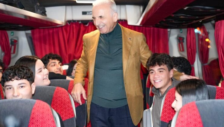 Ümraniye’den Çanakkale’ye: Gençler milli hafızanın izinde!