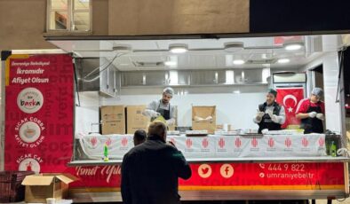 Ümraniye’de her gün binlerce kişiye sıcak çorba ikramı