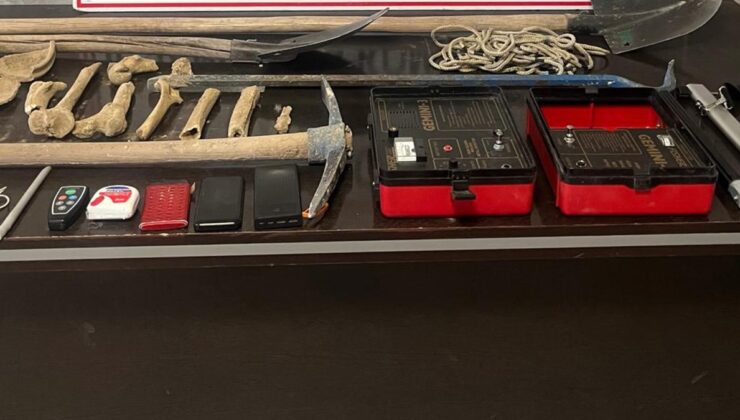 Van’da izinsiz kazı operasyonu: 5 kişi suçüstü yakalandı