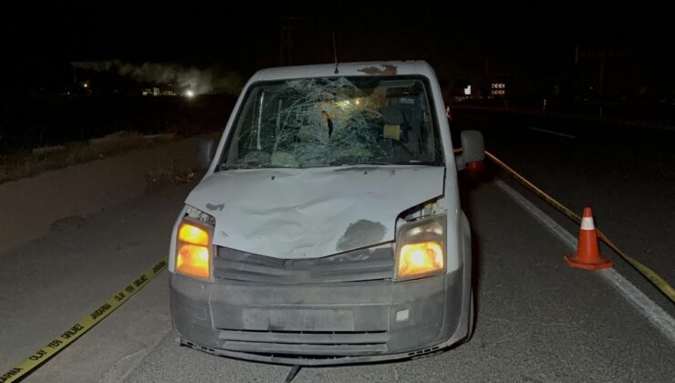 Yaşlı adam feci kazada hayatını kaybetti