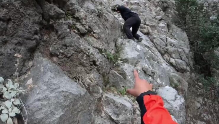 Yürüyüşe çıktıkları dağda mahsur kaldılar, yardımlarına JAK ve AFAD ekibi yetişti