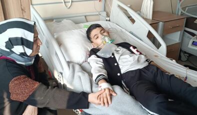 52 gündür öksürüyor! Öğretmeni yardım çağrısı yaptı