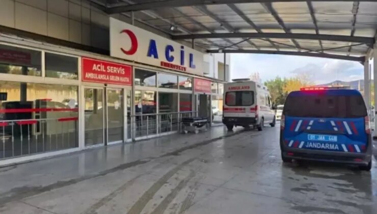 Aile içi dehşet! Ablasıyla tartışan babasını bıçakladı