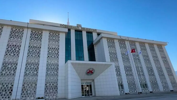 Antalya Döşemealtı Belediyesi’ne yolsuzluk operasyonu! 10 kişi gözaltına alındı