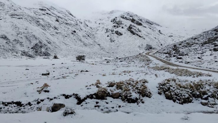 Antalya’nın yüksek kesimleri beyaza büründü